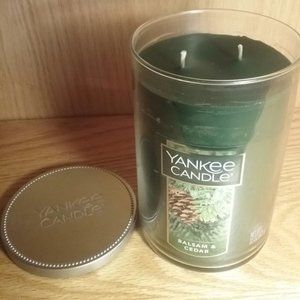 Yankee Candle Balsam Cedar